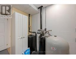 2720 CATHERINE STREET - 25