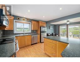 2720 CATHERINE STREET - 7