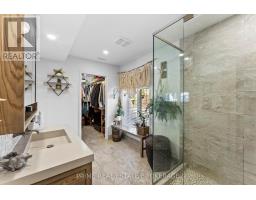 8 CRAMSTON CRESCENT - 17