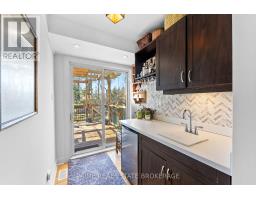 8 CRAMSTON CRESCENT - 25