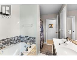 8 CRAMSTON CRESCENT - 32