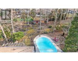 8 CRAMSTON CRESCENT - 38