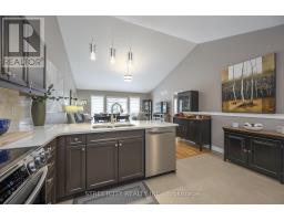 16 - 464 COMMISSIONERS ROAD W - 10