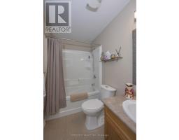 16 - 464 COMMISSIONERS ROAD W - 23