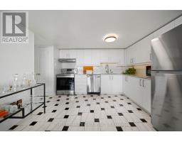 803 - 600 TALBOT STREET - 7