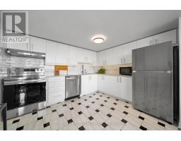 803 - 600 TALBOT STREET - 9