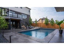 83 DAVENTRY WAY - 38