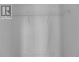 68 - 1595 CAPRI CRESCENT - 28