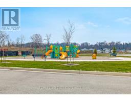 405 - 100 THE PROMENADE - 25