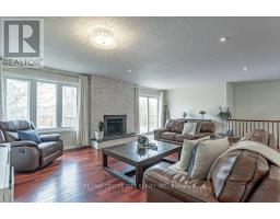 194 COMMISSIONERS ROAD E - 10