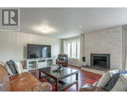 194 COMMISSIONERS ROAD E - 8