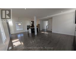 3319 REGIMENT ROAD - 10