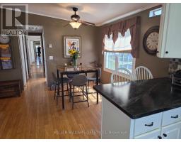 142 SANDBAGGER CRESCENT - 13