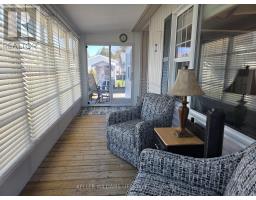 142 SANDBAGGER CRESCENT - 28