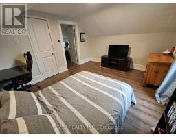 112 ESSEX STREET - 24