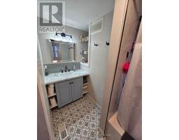 112 ESSEX STREET - 26