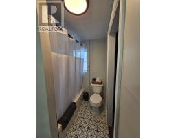 112 ESSEX STREET - 27