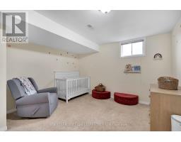 7 LOCKE HEIGHTS - 32