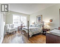 215 - 250 SYDENHAM STREET - 23