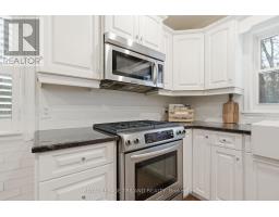 831 RIVERSIDE DRIVE - 10