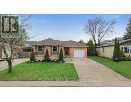 105 GIBSON CRESCENT - 1