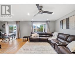 105 GIBSON CRESCENT - 12