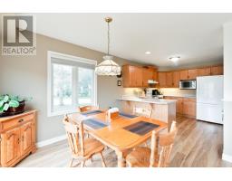 17 WINDEMERE PLACE - 12