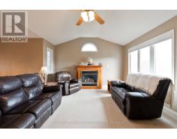 17 WINDEMERE PLACE - 31