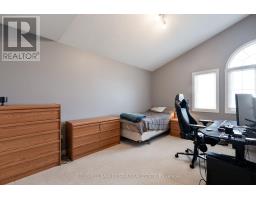 17 WINDEMERE PLACE - 36