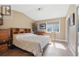 21 - 121 MEADOWCREEK DRIVE - 16