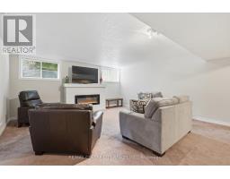 21 - 121 MEADOWCREEK DRIVE - 26