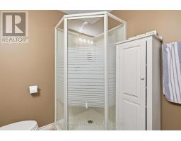 21 - 121 MEADOWCREEK DRIVE - 31