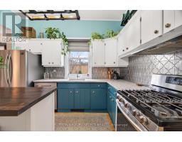 625 HALE STREET - 16