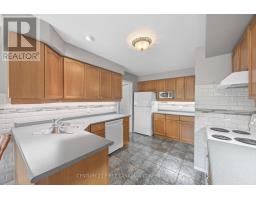 7069 DIANE CRESCENT - 11