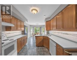 7069 DIANE CRESCENT - 12