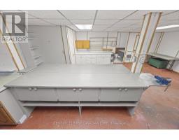 7069 DIANE CRESCENT - 27