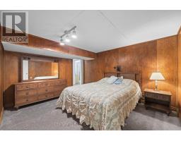 7069 DIANE CRESCENT - 35