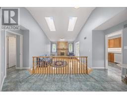 7069 DIANE CRESCENT - 6