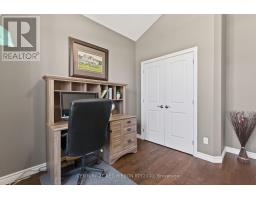 418 MACDONALD STREET - 27