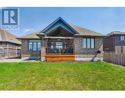 418 MACDONALD STREET - 44