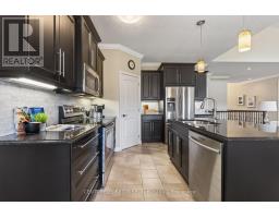 418 MACDONALD STREET - 9