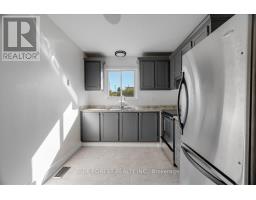 78 - 971 ADELAIDE STREET S - 14