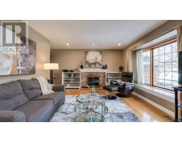 7 BRIARHILL PLACE - 5