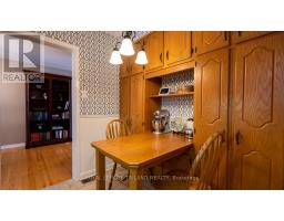 7 BRIARHILL PLACE - 9