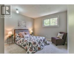 76 SPEIGHT CRESCENT - 17