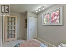 76 SPEIGHT CRESCENT - 20