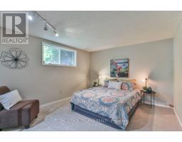 76 SPEIGHT CRESCENT - 25