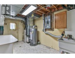 76 SPEIGHT CRESCENT - 28