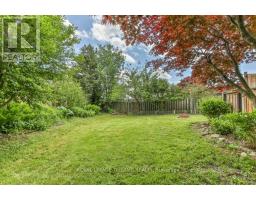 76 SPEIGHT CRESCENT - 35