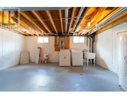 35 KINTAIL CRESCENT - 32